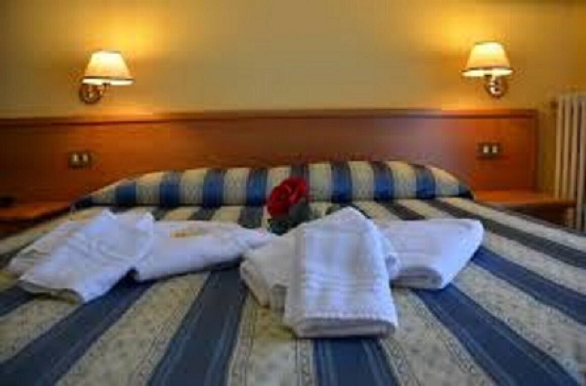 Hotel Casa Rossa Монтекатини-Терме Экстерьер фото