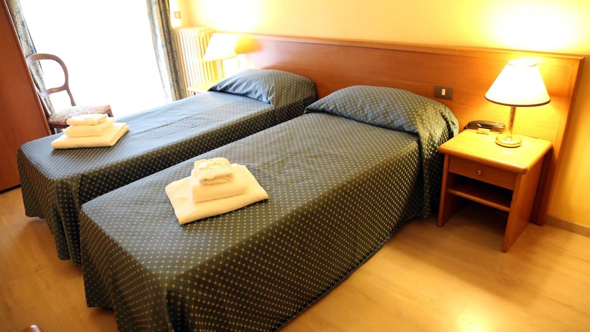 Hotel Casa Rossa Монтекатини-Терме Экстерьер фото